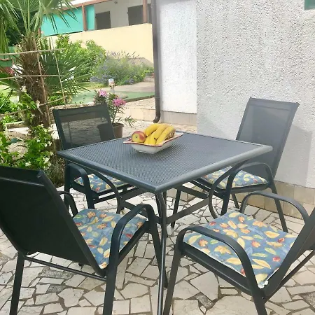 Nera Apartamento